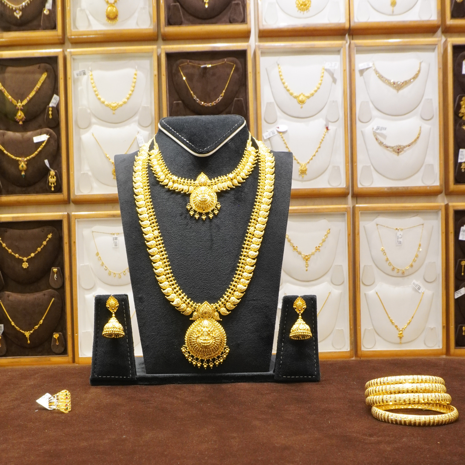 Bridal Set - 127.07 Gm