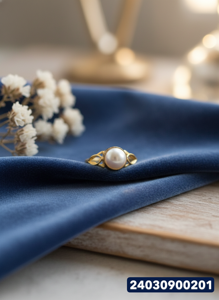 Gold Ring - 2.04 Gm -02