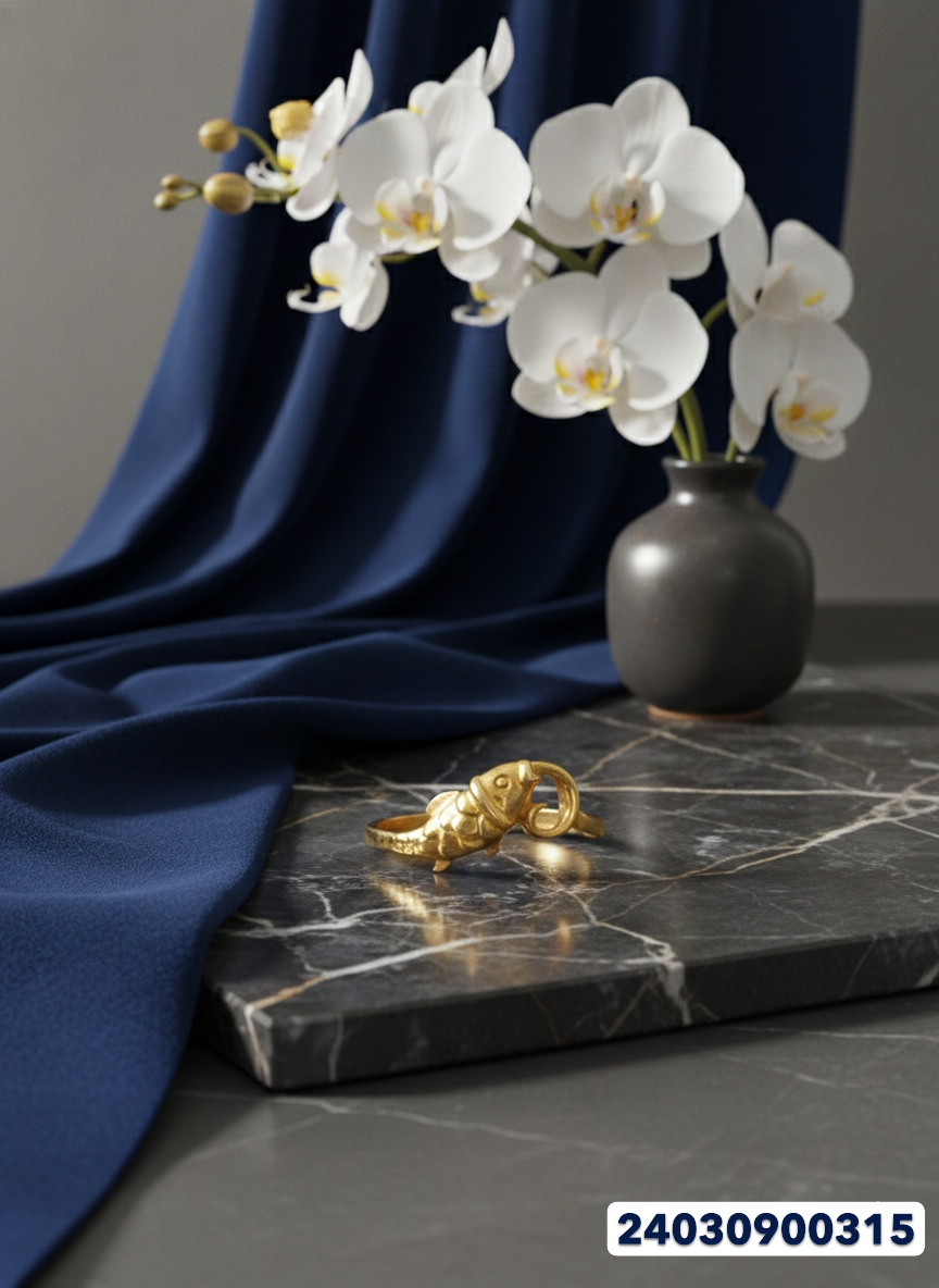 Ladies Gold Ring - 2.14 Gm