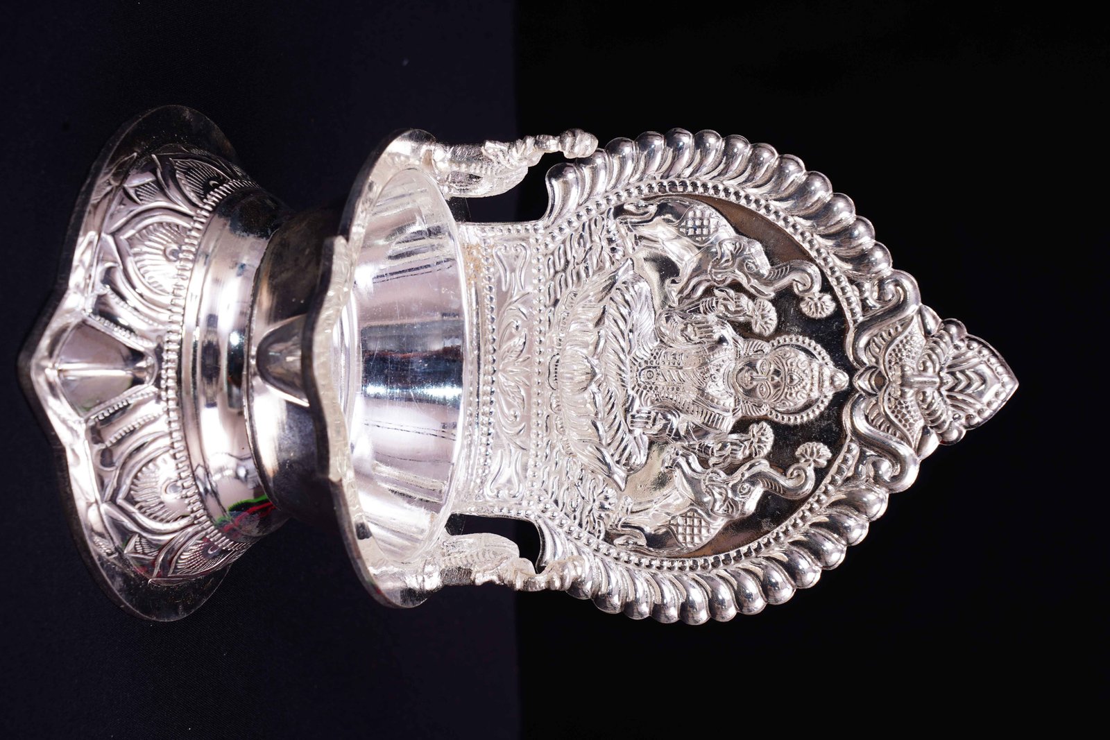 Silver Kamachi Vilaku - 59.5 Gm