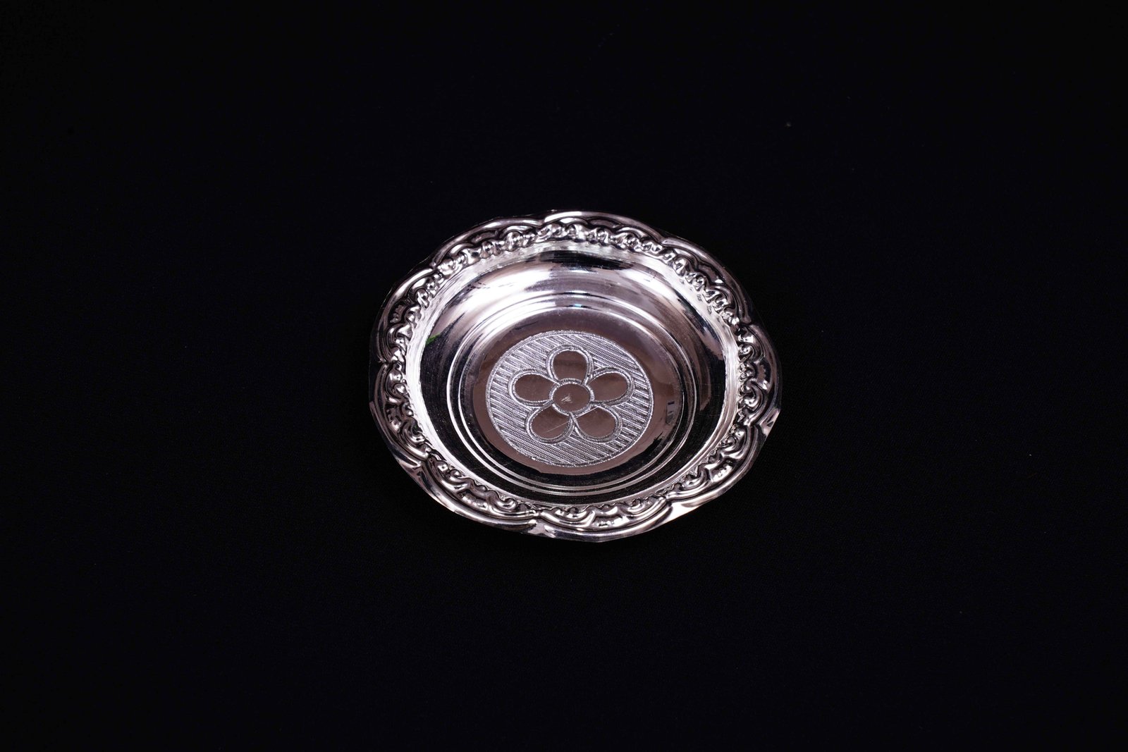 Silver Vessel - 17.5 Gm