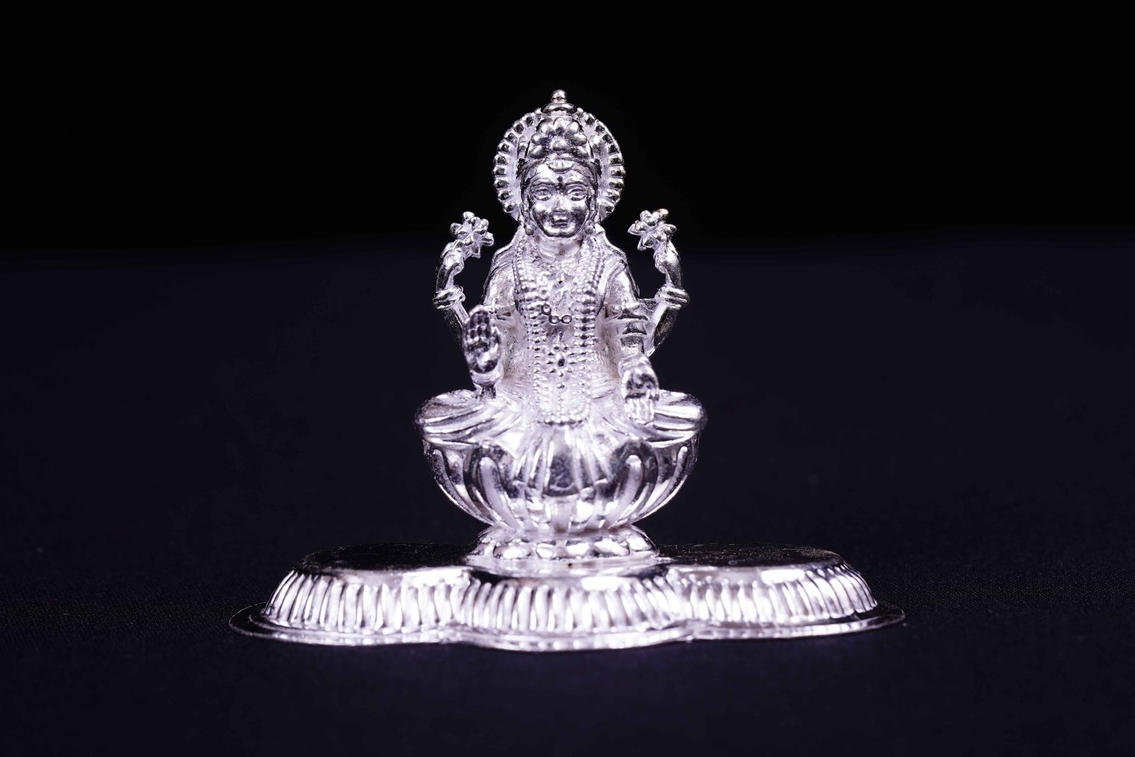 Silver Vikaragam - 35.5 Gm